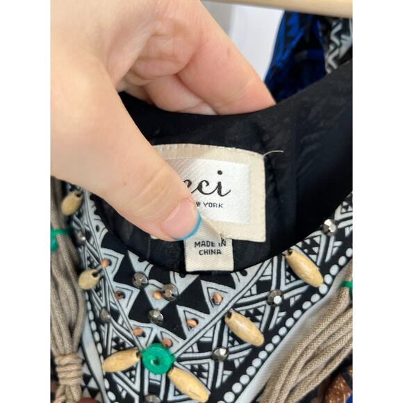 ECI Womens Sz 4 Beaded Sleeveless Top Printed Blouse Tank Tie Halter Multicolor - Picture 4 of 6